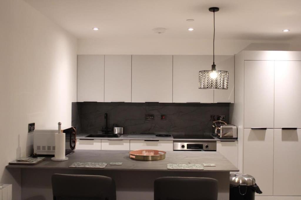 Amazing Luxury One Bedroom Apartment In The Heart Of Preston 普雷斯顿 外观 照片