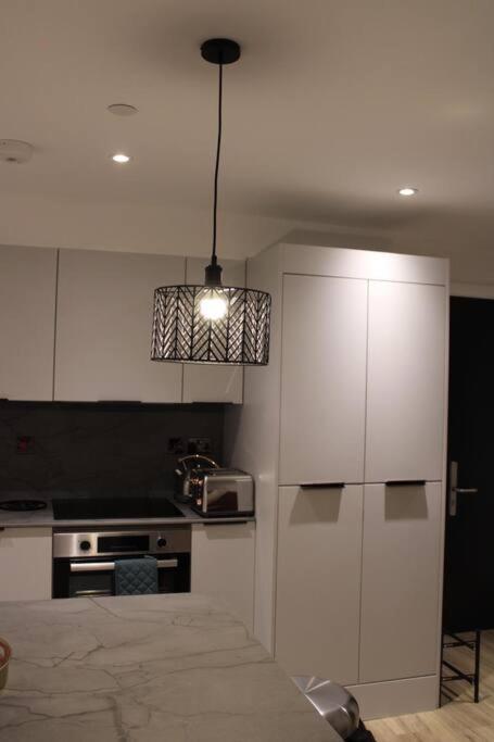 Amazing Luxury One Bedroom Apartment In The Heart Of Preston 普雷斯顿 外观 照片
